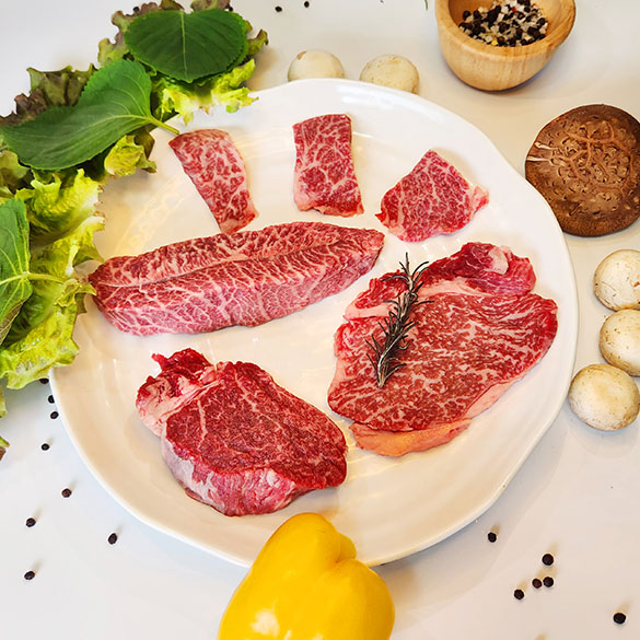 선현한우 꽃등심+소안심+살치살+삼각살 세트 한우 1+, 1++ 9등급 거세우 1kg 여행용 캠핑용 구이용 세트