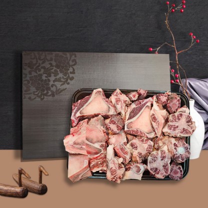 선현한우 한우 1+, 1++ 9등급 거세 보신용세트A (한우 꼬리 1벌 + 잡뼈 1kg + 사태 1kg + 스지 1kg) 보신용 한우모듬세트